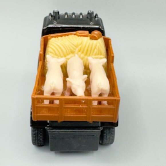 Lot of 2 Die-Cast Farm Trucks w/ Animals + Plastic Farmhouse Toy - Picture 10 of 16